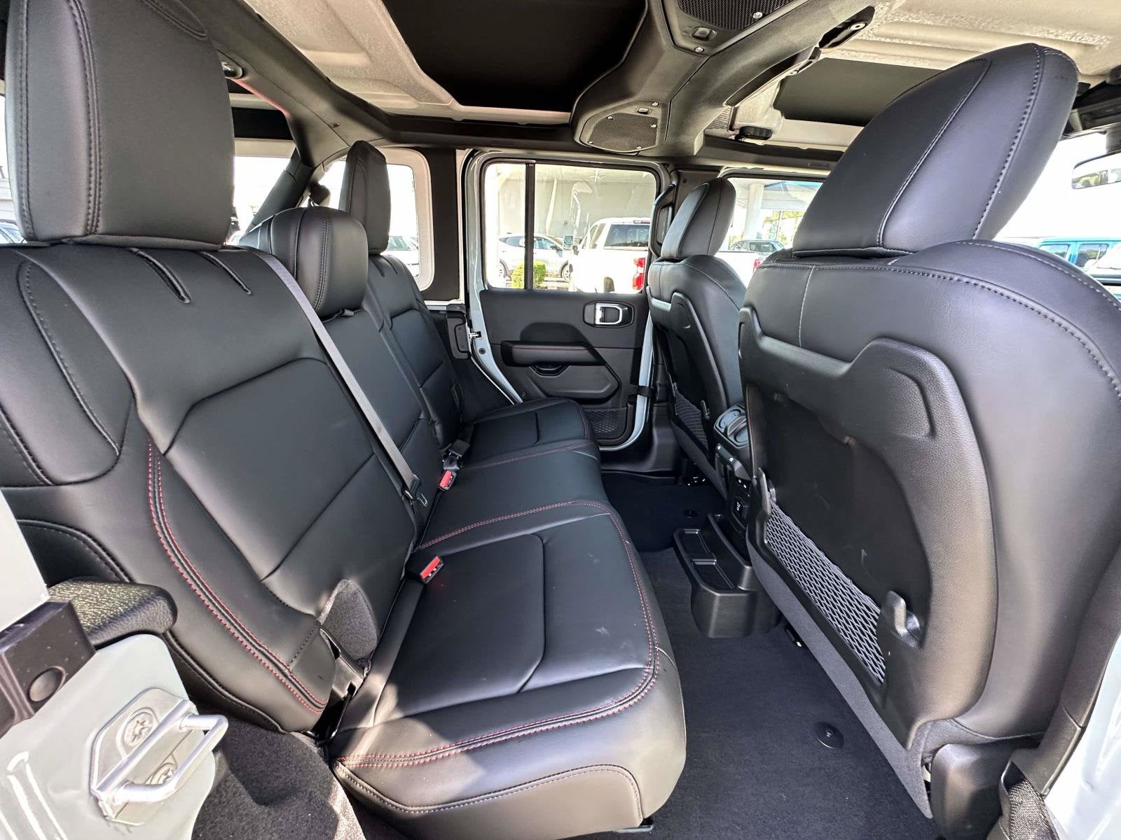 2027 Jeep Wrangler WRANGLER 4-DOOR RUBICON X