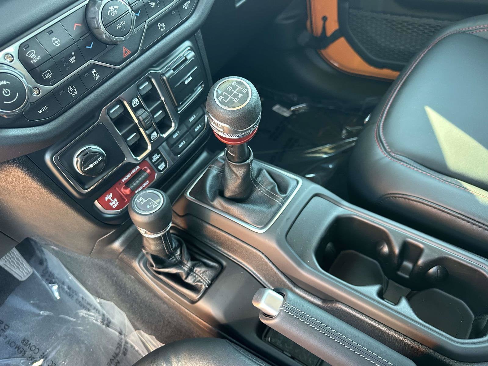 2027 Jeep Wrangler WRANGLER 4-DOOR RUBICON X