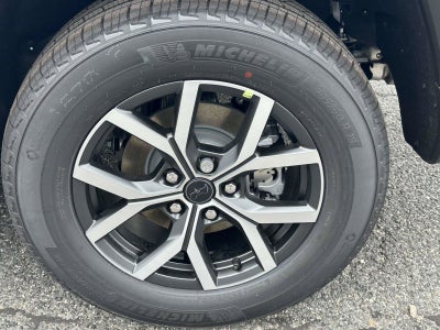 2027 Jeep Grand Cherokee GRAND CHEROKEE LAREDO 4X2