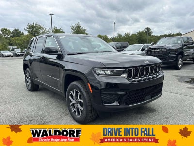 2027 Jeep Grand Cherokee GRAND CHEROKEE LAREDO 4X2