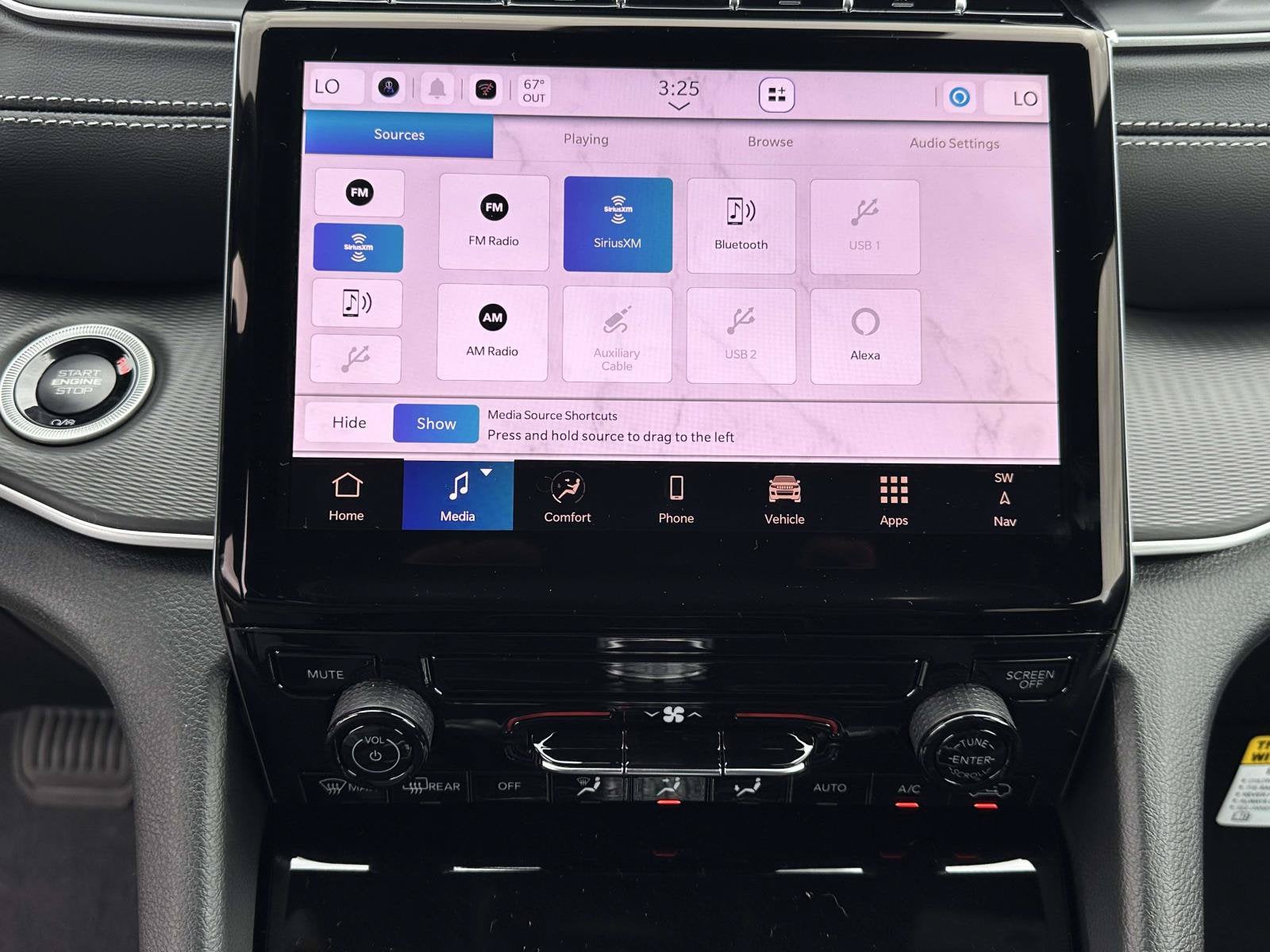 2027 Jeep Grand Cherokee GRAND CHEROKEE LAREDO 4X2
