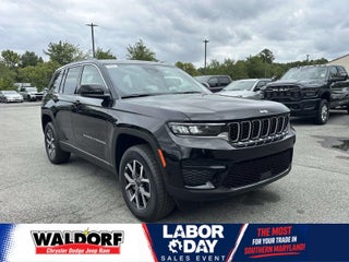 2027 Jeep Grand Cherokee Laredo