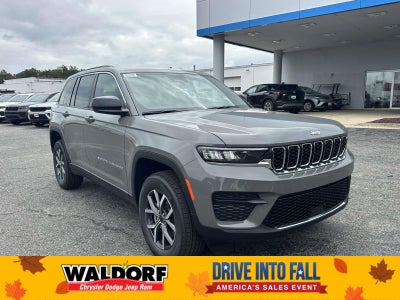 2027 Jeep Grand Cherokee GRAND CHEROKEE LAREDO 4X2