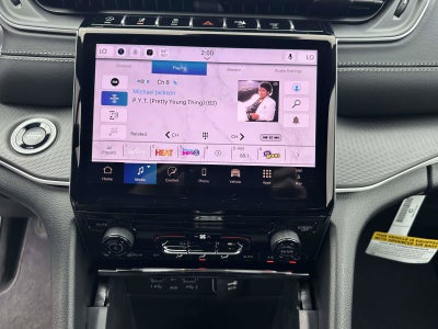 2027 Jeep Grand Cherokee GRAND CHEROKEE LAREDO 4X2