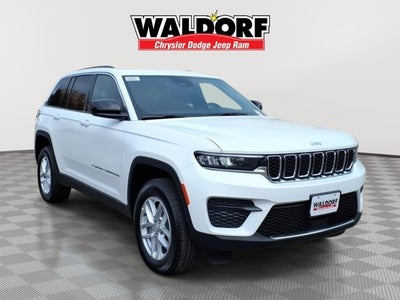 2025 Jeep Grand Cherokee GRAND CHEROKEE LAREDO X 4X4