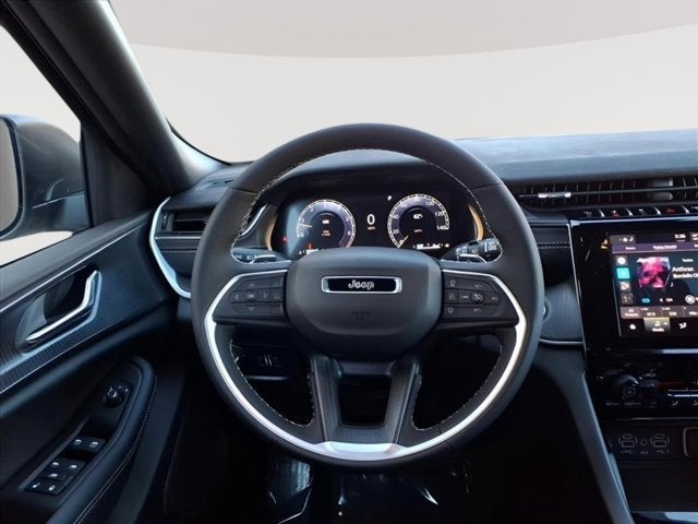 2025 Jeep Grand Cherokee Laredo - Photo 11