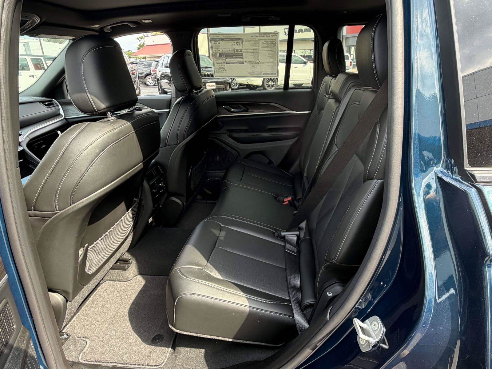 2027 Jeep Grand Cherokee Limited