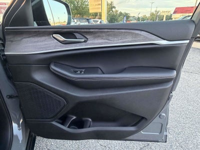 2027 Jeep Grand Cherokee Limited