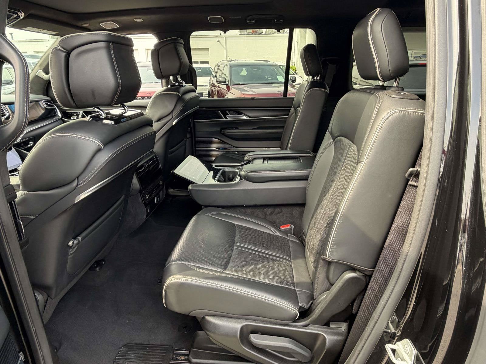 2024 Jeep Grand Wagoneer L Series II 4x4