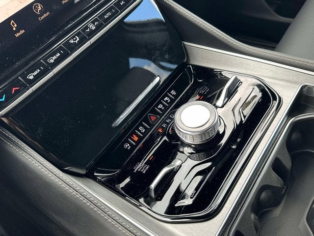 2026 Jeep Grand Wagoneer GRAND WAGONEER UPLAND 4X4