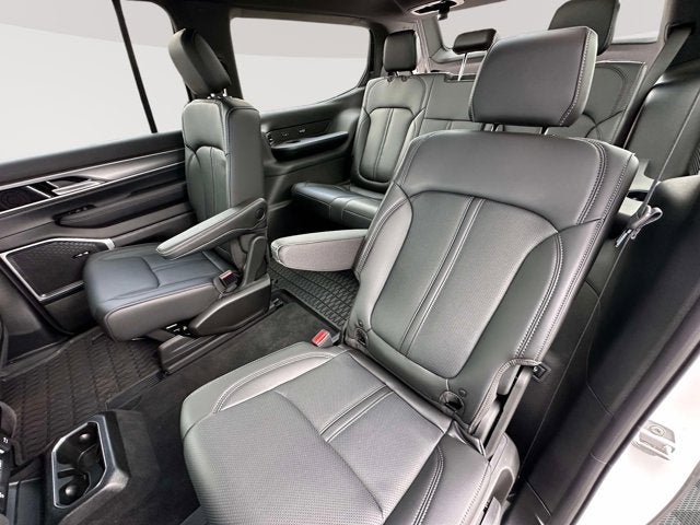 2026 Jeep Grand Wagoneer GRAND WAGONEER UPLAND 4X4