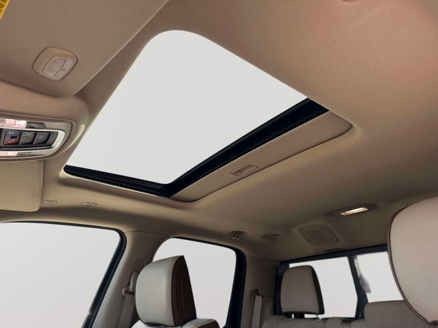 2021 RAM 1500 Laramie Quad Cab 4x2 6'4' Box