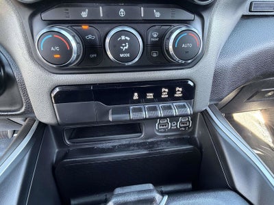 2022 RAM 1500 Big Horn Crew Cab 4x4 5'7' Box