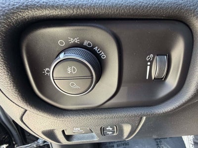 2022 RAM 1500 Big Horn Crew Cab 4x4 5'7' Box