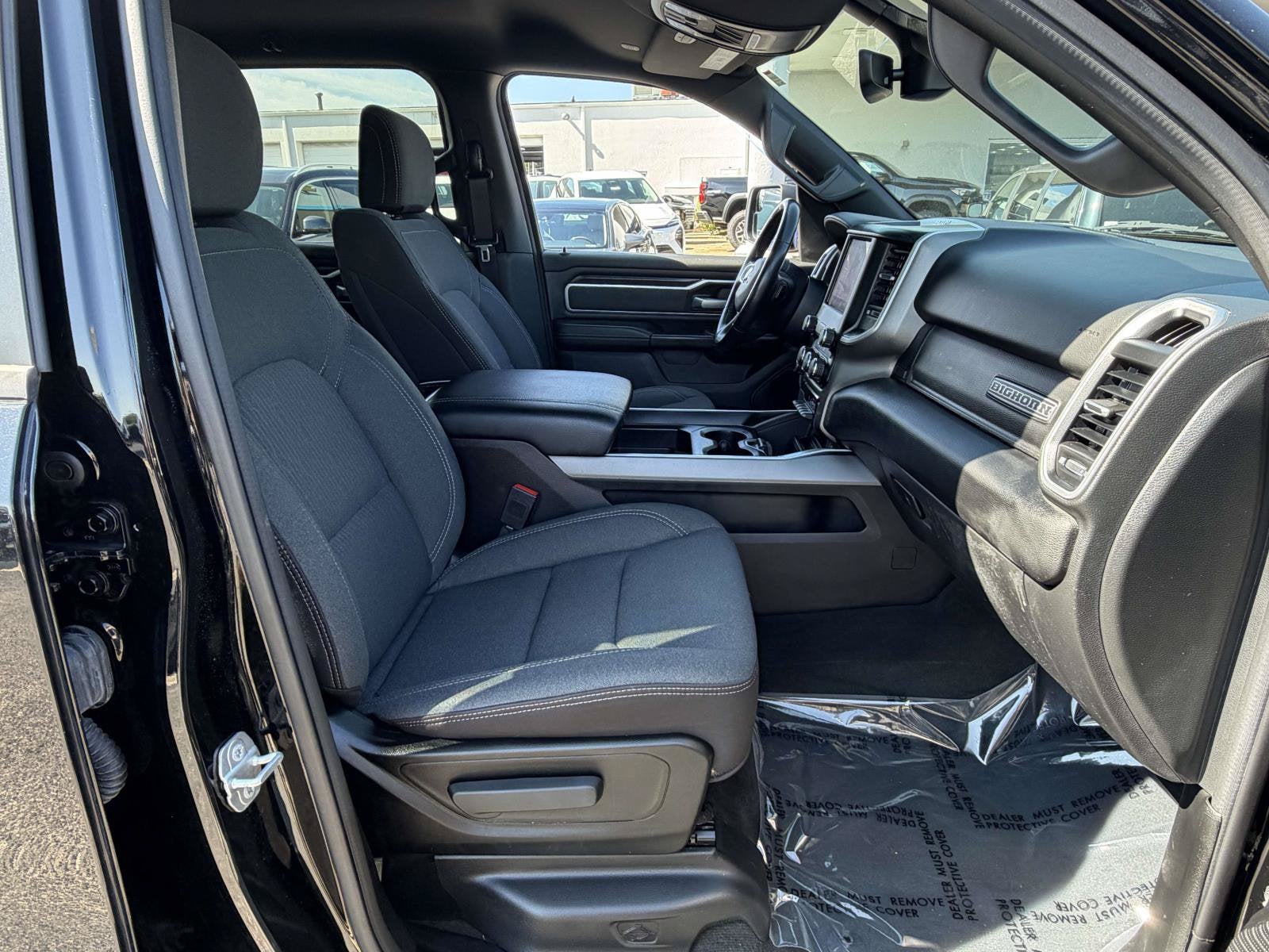 2022 RAM 1500 Big Horn Crew Cab 4x4 5'7' Box