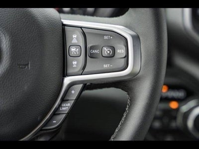 2025 RAM Ram 1500 RAM 1500 BIG HORN CREW CAB 4X4 5'7' BOX