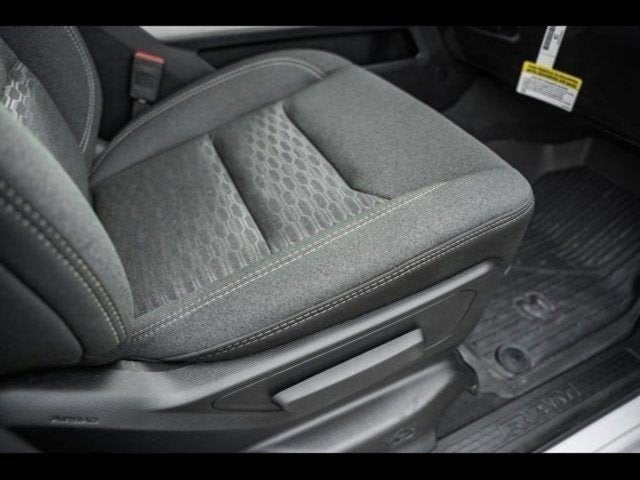 2025 RAM Ram 1500 RAM 1500 BIG HORN CREW CAB 4X4 5'7' BOX