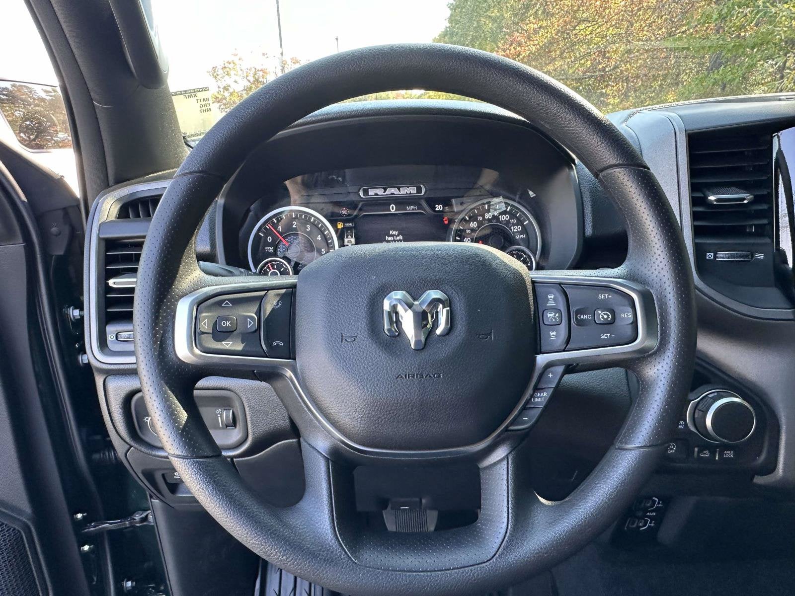 2027 RAM Ram 1500 RAM 1500 WARLOCK CREW CAB 4X4 5'7' BOX