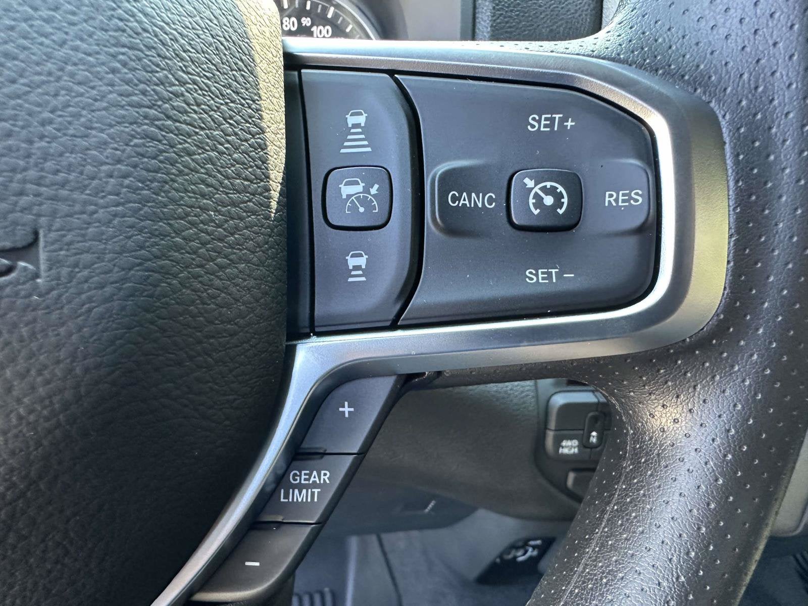 2027 RAM Ram 1500 RAM 1500 WARLOCK CREW CAB 4X4 5'7' BOX
