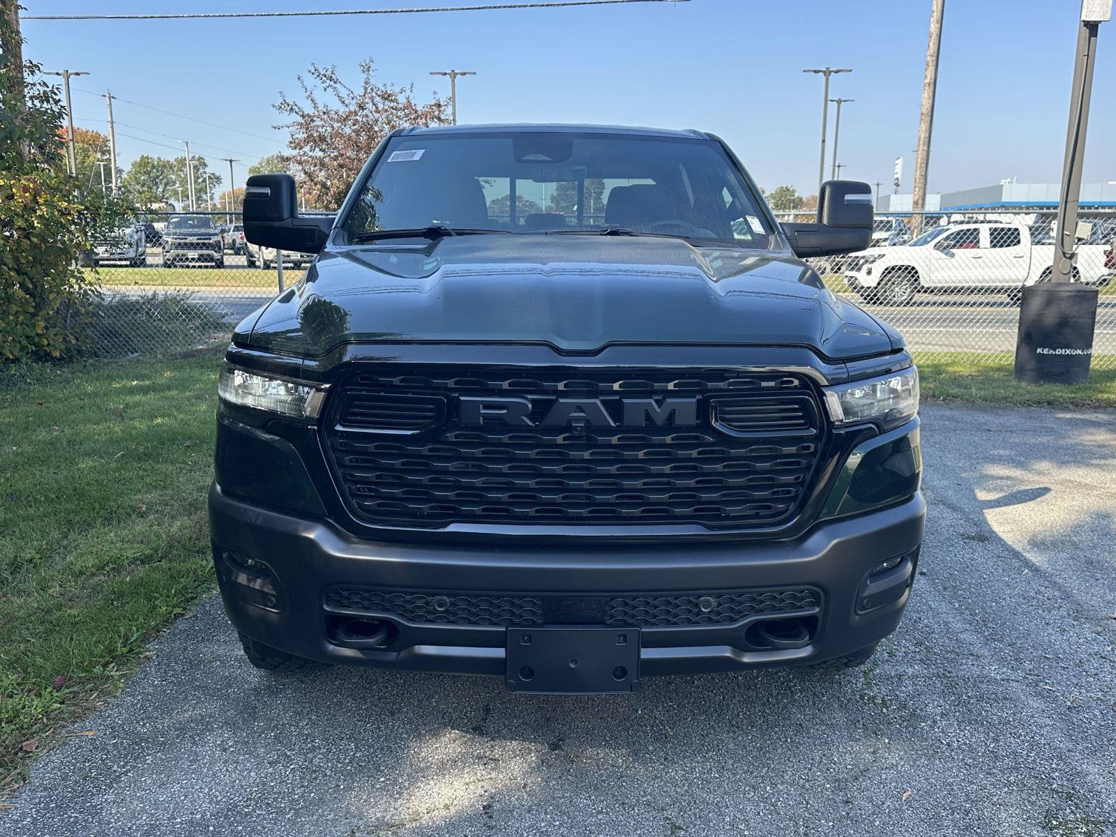 2027 RAM Ram 1500 RAM 1500 WARLOCK CREW CAB 4X4 5'7' BOX