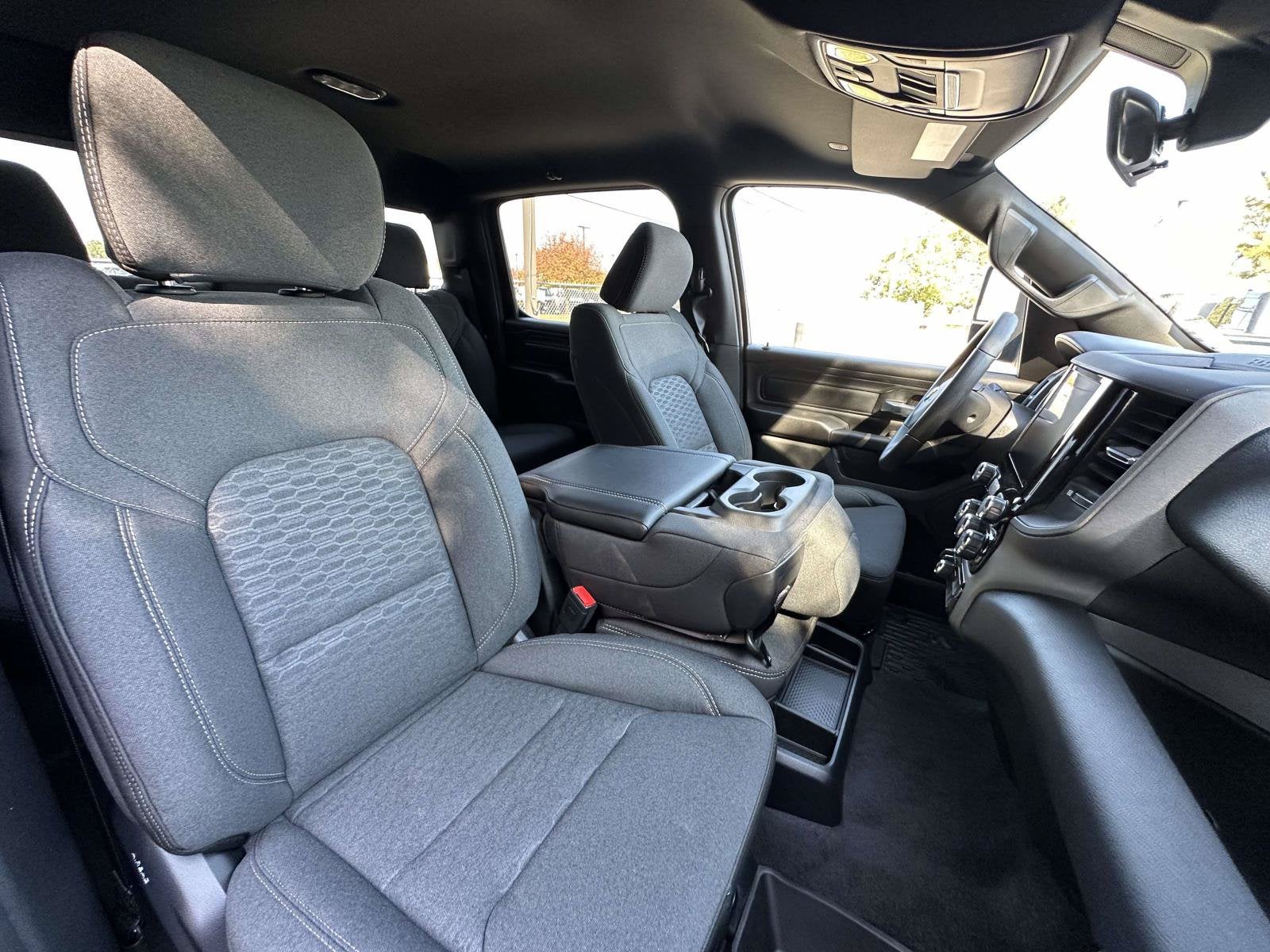 2027 RAM Ram 1500 RAM 1500 WARLOCK CREW CAB 4X4 5'7' BOX