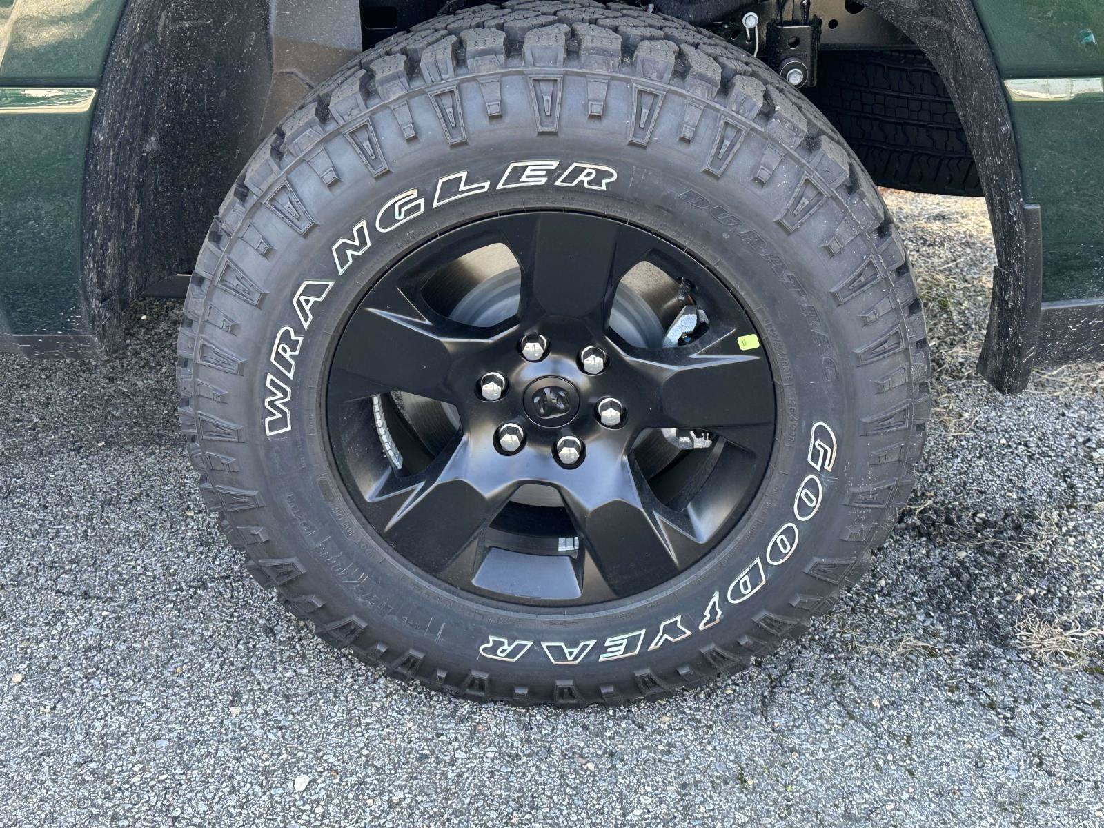 2027 RAM Ram 1500 RAM 1500 WARLOCK CREW CAB 4X4 5'7' BOX