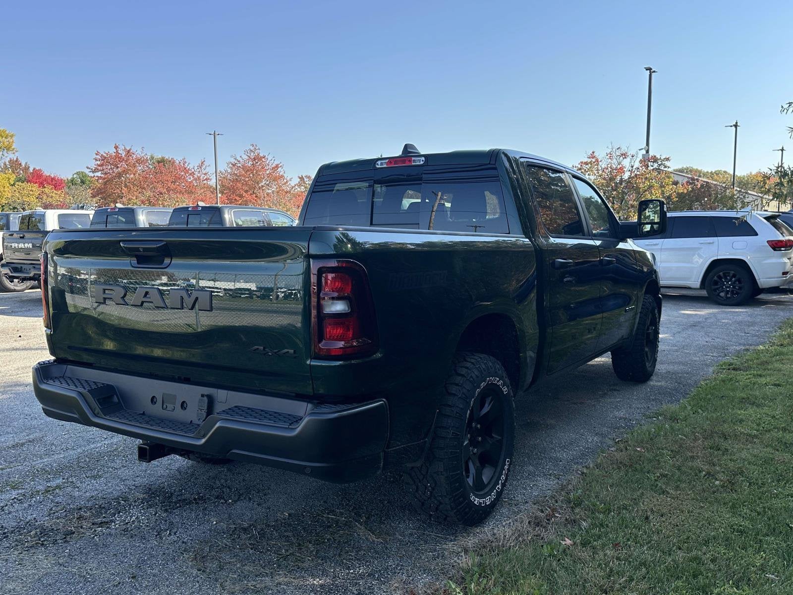 2027 RAM Ram 1500 RAM 1500 WARLOCK CREW CAB 4X4 5'7' BOX