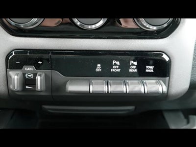 2025 RAM Ram 1500 RAM 1500 TRADESMAN CREW CAB 4X4 5'7' BOX