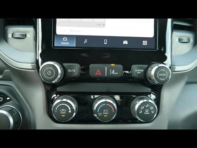 2025 RAM Ram 1500 RAM 1500 TRADESMAN CREW CAB 4X4 5'7' BOX