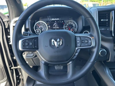 2027 RAM Ram 1500 RAM 1500 EXPRESS CREW CAB 4X4 5'7' BOX