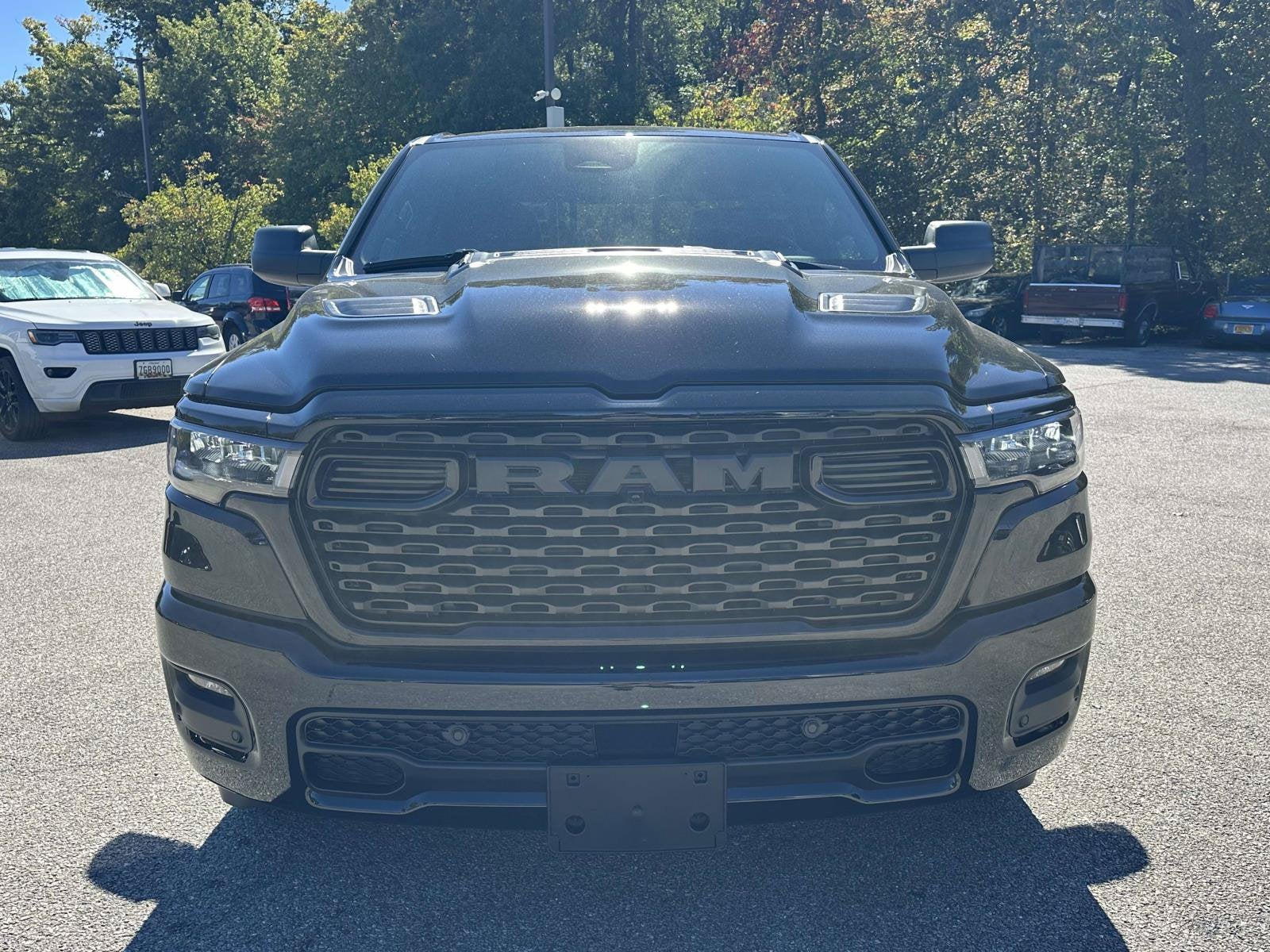 2027 RAM Ram 1500 RAM 1500 EXPRESS CREW CAB 4X4 5'7' BOX
