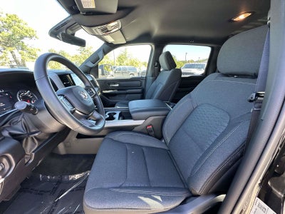 2027 RAM Ram 1500 RAM 1500 EXPRESS CREW CAB 4X4 5'7' BOX