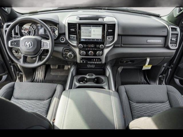 2025 RAM Ram 1500 RAM 1500 BIG HORN QUAD CAB 4X4 6'4' BOX