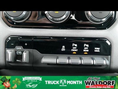 2025 RAM Ram 1500 RAM 1500 BIG HORN QUAD CAB 4X4 6'4' BOX