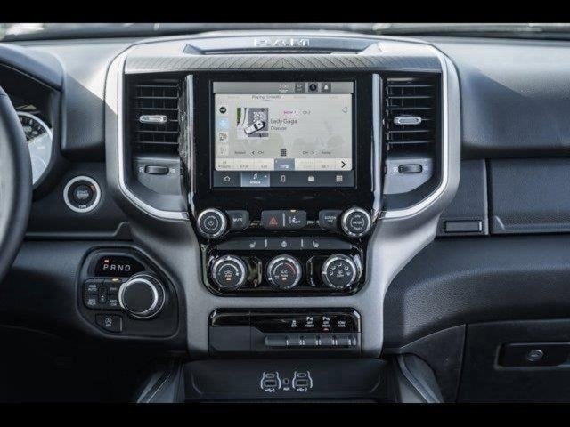 2025 RAM Ram 1500 RAM 1500 BIG HORN CREW CAB 4X4 5'7' BOX