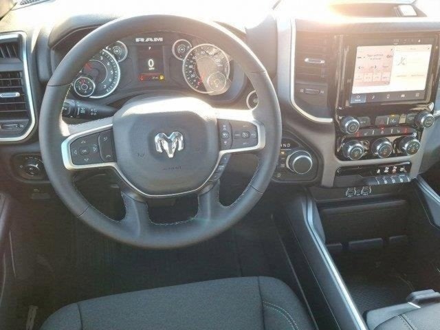 2025 RAM Ram 1500 RAM 1500 BIG HORN CREW CAB 4X4 5'7' BOX