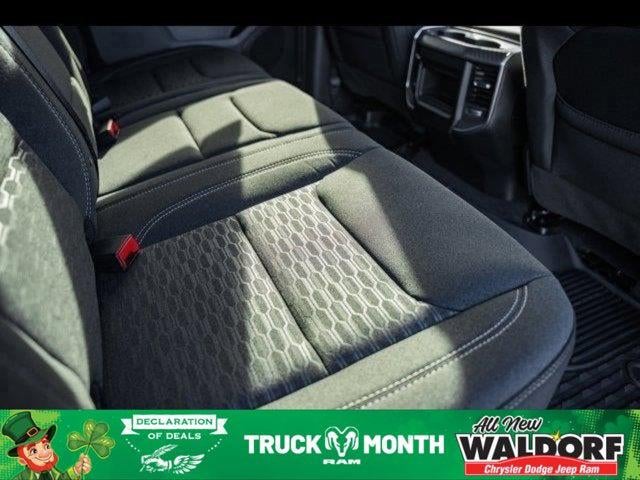 2025 RAM Ram 1500 RAM 1500 BIG HORN CREW CAB 4X4 5'7' BOX