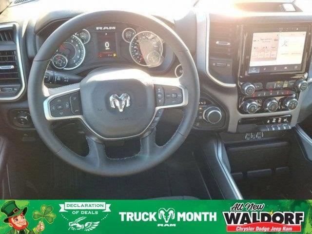 2025 RAM Ram 1500 RAM 1500 BIG HORN CREW CAB 4X4 5'7' BOX