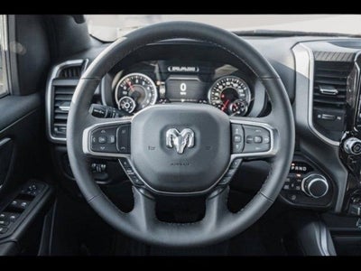 2025 RAM Ram 1500 RAM 1500 BIG HORN CREW CAB 4X4 5'7' BOX