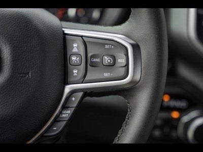 2025 RAM Ram 1500 RAM 1500 BIG HORN CREW CAB 4X4 5'7' BOX