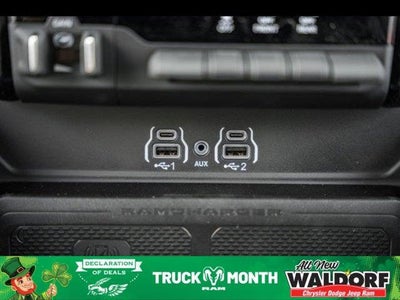 2025 RAM Ram 1500 RAM 1500 BIG HORN CREW CAB 4X4 5'7' BOX