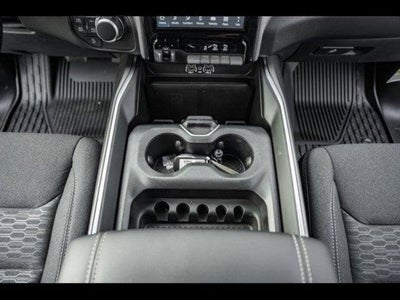 2025 RAM Ram 1500 RAM 1500 BIG HORN CREW CAB 4X4 5'7' BOX