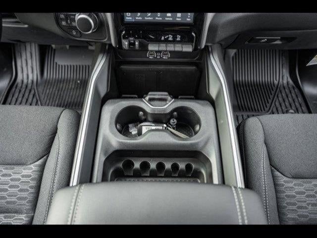 2025 RAM Ram 1500 RAM 1500 BIG HORN CREW CAB 4X4 5'7' BOX