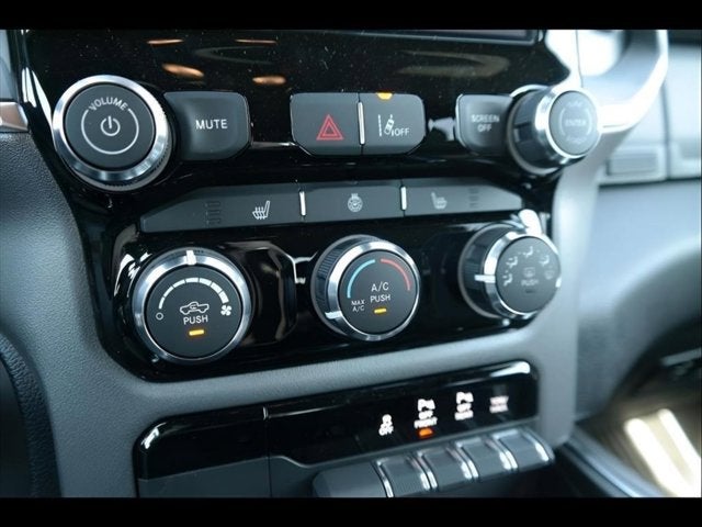 2025 RAM Ram 1500 RAM 1500 BIG HORN CREW CAB 4X4 5'7' BOX