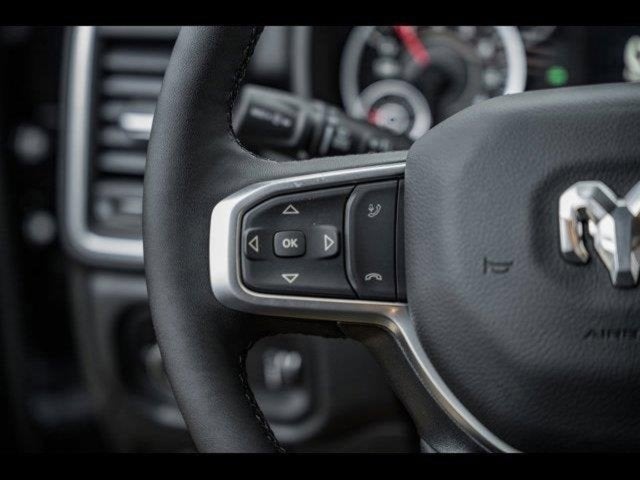 2025 RAM Ram 1500 RAM 1500 BIG HORN CREW CAB 4X4 5'7' BOX