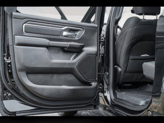 2025 RAM Ram 1500 RAM 1500 BIG HORN CREW CAB 4X4 5'7' BOX