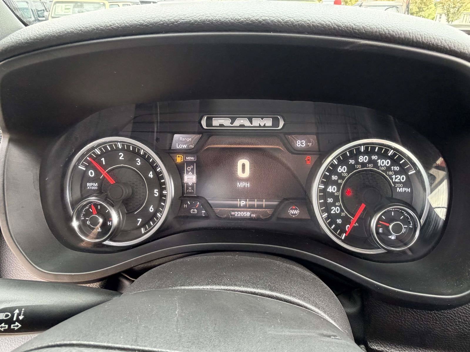 2025 RAM 1500 Big Horn Crew Cab 4x4 5'7' Box
