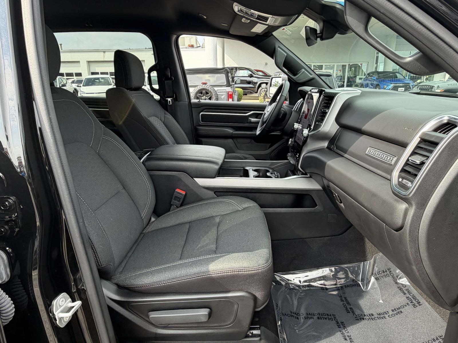 2025 RAM 1500 Big Horn Crew Cab 4x4 5'7' Box