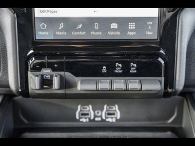 2025 RAM Ram 1500 RAM 1500 BIG HORN CREW CAB 4X4 5'7' BOX