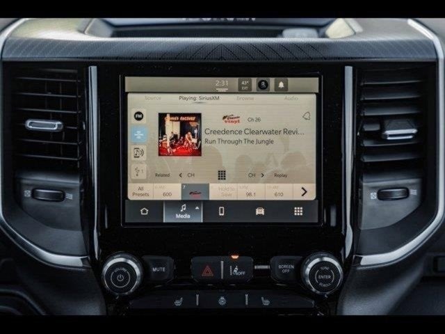 2025 RAM Ram 1500 RAM 1500 BIG HORN CREW CAB 4X4 5'7' BOX